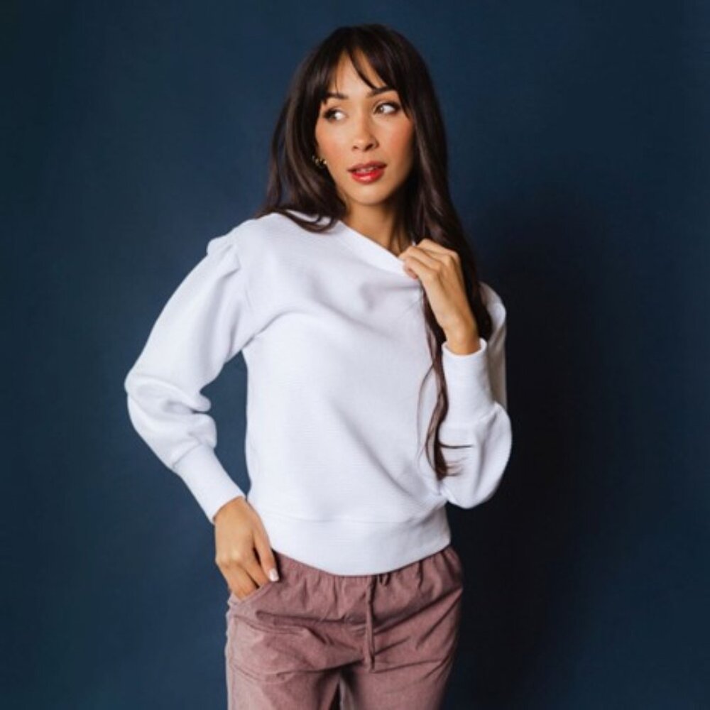 Atlas Ribbed Sweater, White Size M